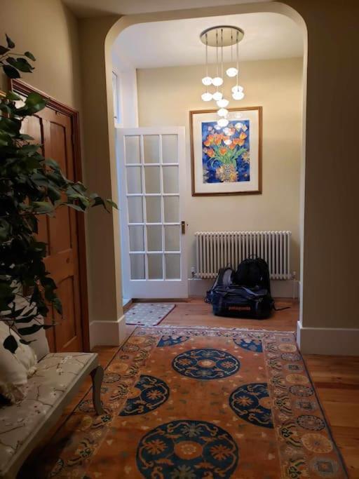 3 Bedroom 3 Bathroom Ground Floor Condo With Veranda Reigate Dış mekan fotoğraf